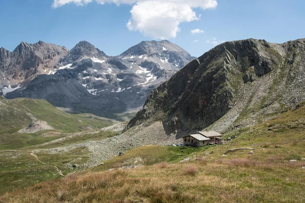 Apartment Chalets De Florence Foret & Famille Appartements By Alpvision Residences Valfrejus France